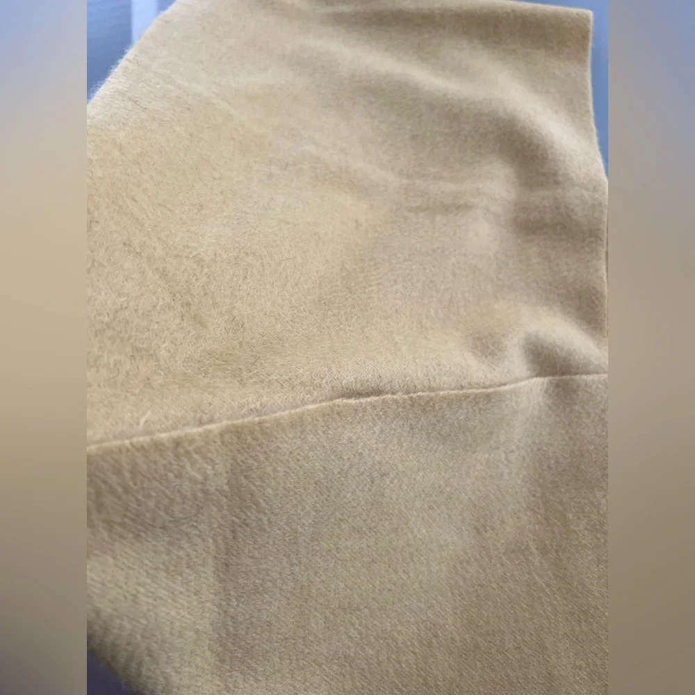 🐑Soft Cashmere Wool Blend Dry Yellow Fringe Vintage Begg of Ayr Scotland Scarf